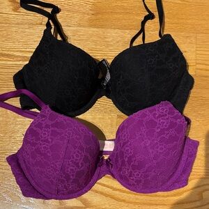 Victoria’s Secret lot of 2 Lace bras 34c Purple and Black 💜🖤